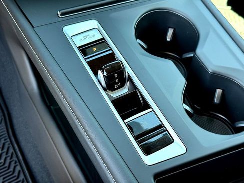 New 2026 Volkswagen Atlas SE FWD image 14