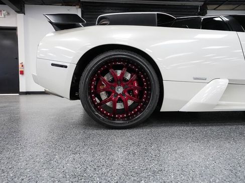 Used 2006 Lamborghini Murcielago Coupe image 24