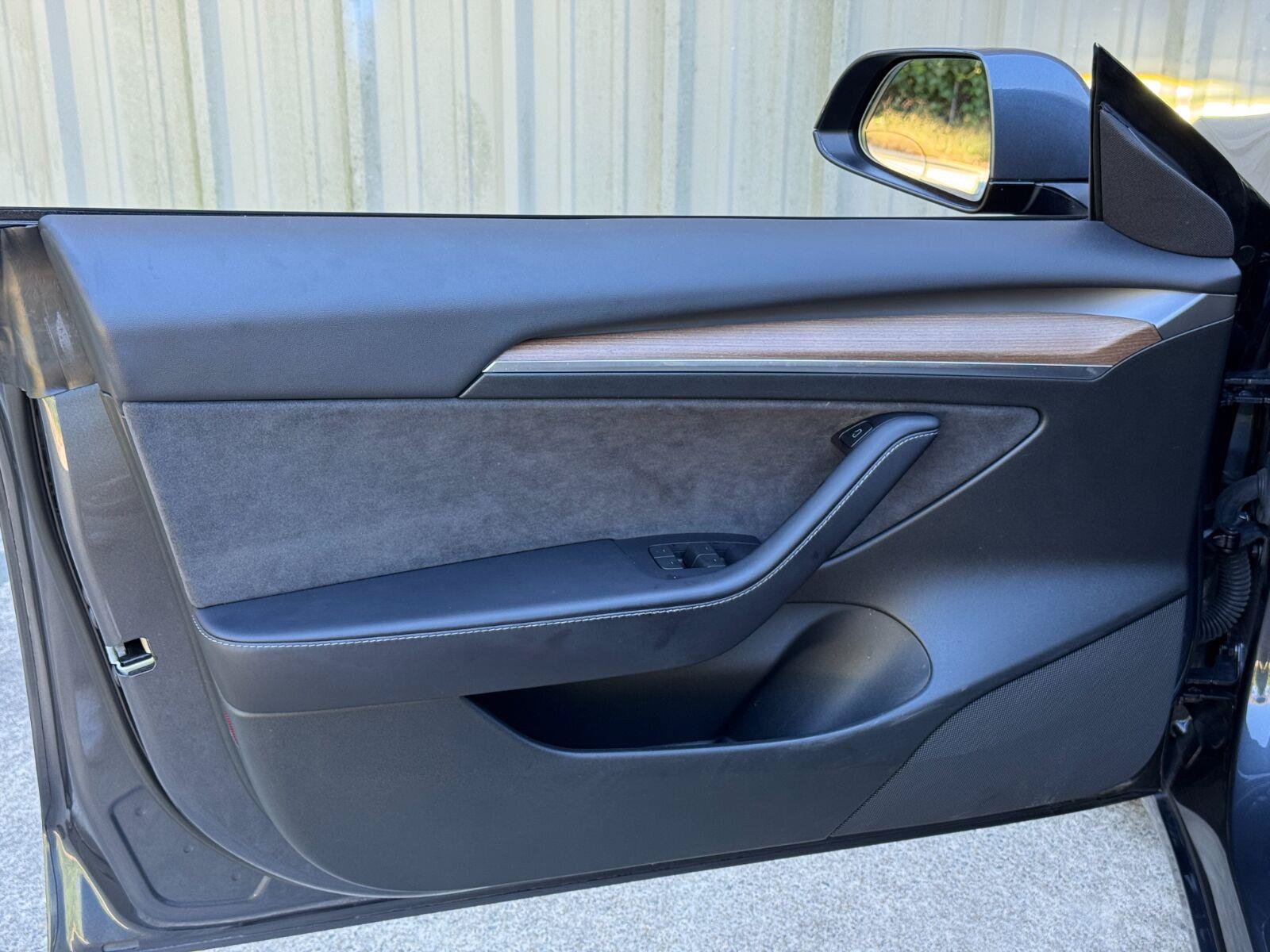 Used 2023 Tesla Model 3 Standard Range RWD image 43
