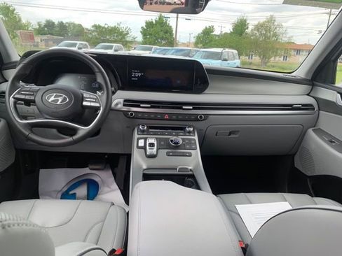 Used 2025 Hyundai Palisade SEL image 25