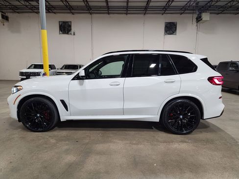 Used 2023 BMW X5 xDrive40i w/ Executive Package image 7
