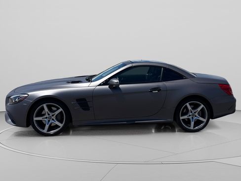 Certified 2018 Mercedes-Benz SL 550 image 2