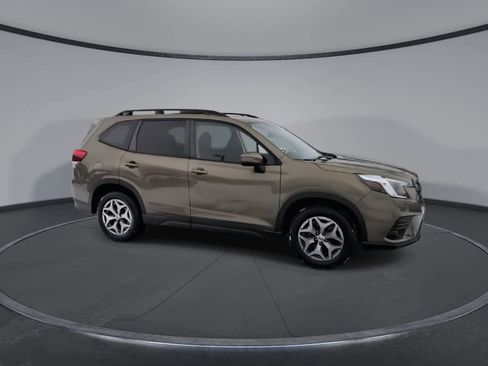 Certified 2023 Subaru Forester Premium image 9