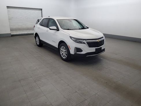 Used 2023 Chevrolet Equinox LT AWD/4WD image 13