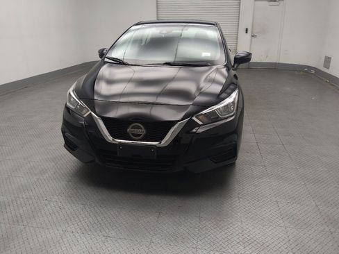 Used 2021 Nissan Versa SV FWD image 15