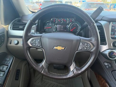Used 2018 Chevrolet Tahoe Premier AWD/4WD image 15