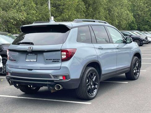 Certified 2024 Honda Passport Black Edition image 5
