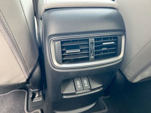 Used 2019 Honda CR-V Touring image 21