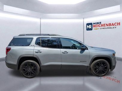 Used 2023 GMC Acadia SLE w/ Driver Convenience Package