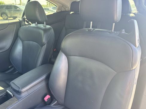 Used 2014 Lexus IS 250C w/ Luxury Package RWD image 14