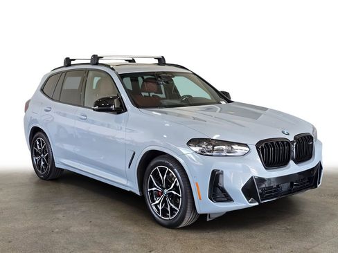 Used 2023 BMW X3 M40i AWD/4WD image 3