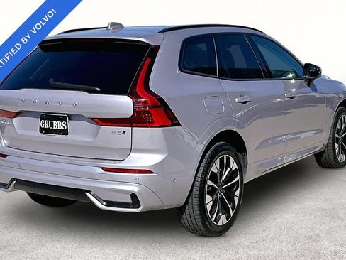 Used 2026 Volvo XC60 B5 Plus AWD/4WD image 2