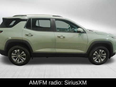 Used 2025 Chevrolet Equinox LT w/ Convenience Package II FWD image 5