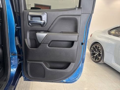 Used 2018 Chevrolet Silverado 1500 LT w/ All Star Edition image 43