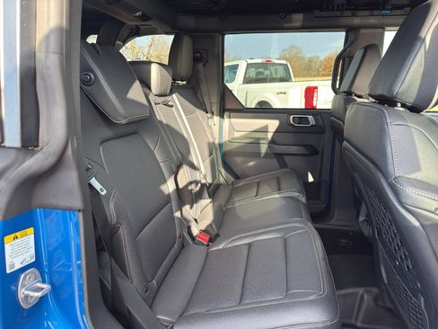 New 2025 Ford Bronco Big Bend w/ Black Diamond Package AWD/4WD image 13