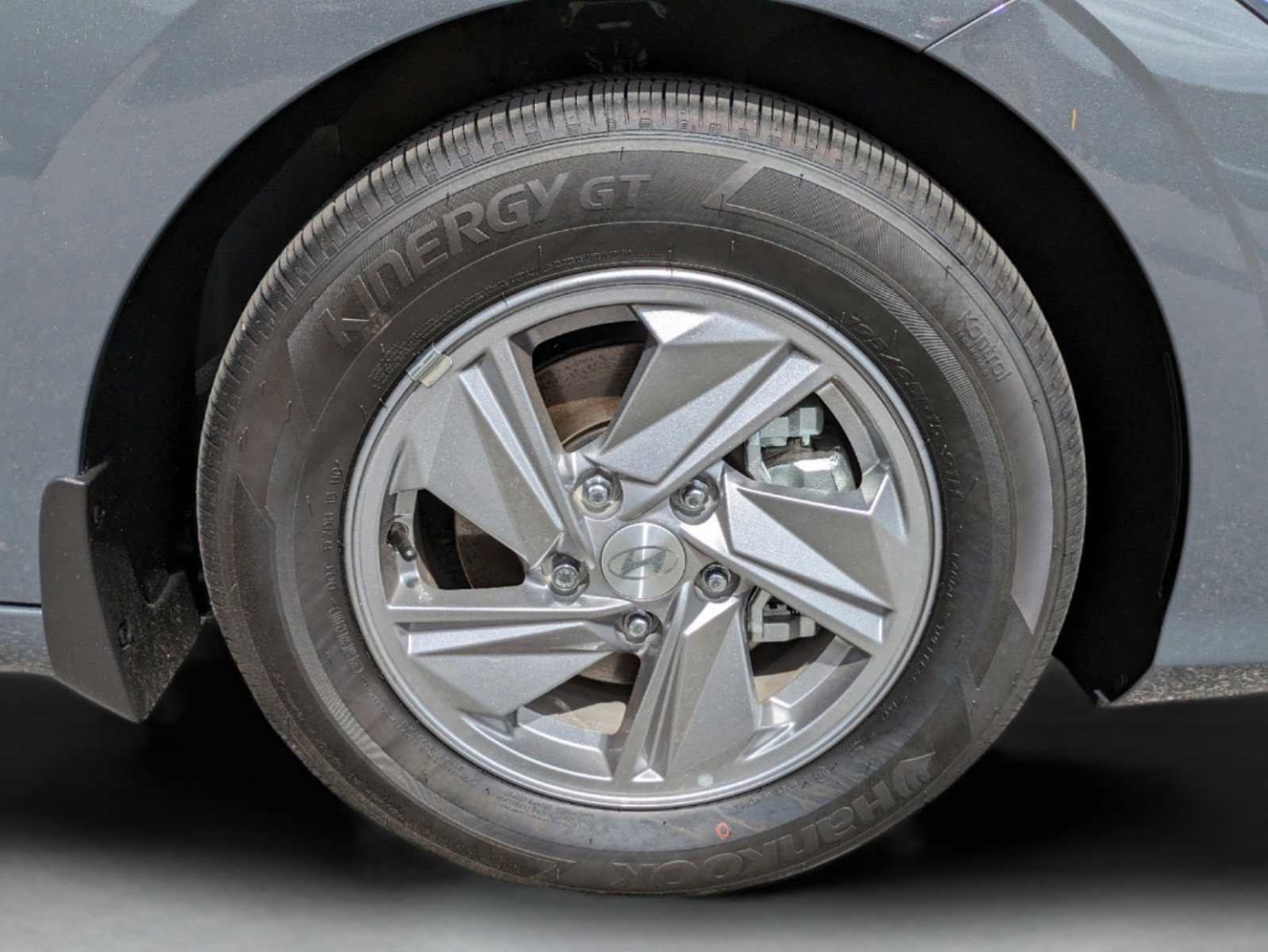 New 2026 Hyundai Elantra SE FWD image 30