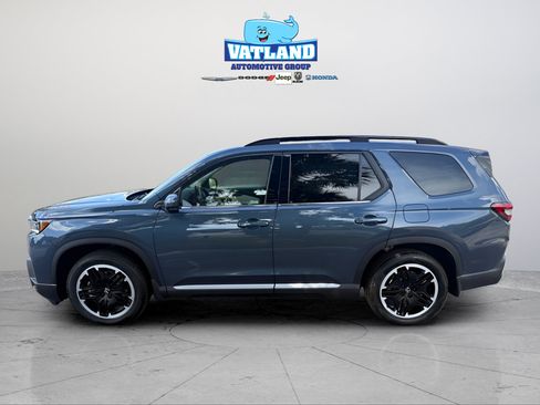 New 2026 Honda Pilot Touring image 2