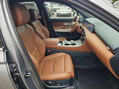 New 2026 Genesis GV70 2.5T Advanced AWD/4WD image 29