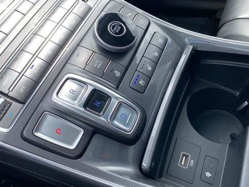 Used 2022 Hyundai Santa Fe Limited FWD image 19