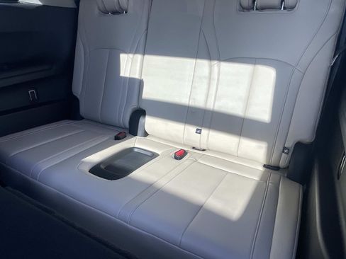 Certified 2025 INFINITI QX60 Luxe image 10