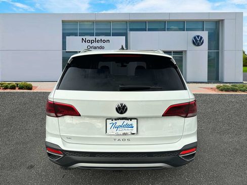 Used 2024 Volkswagen Taos SE FWD image 6