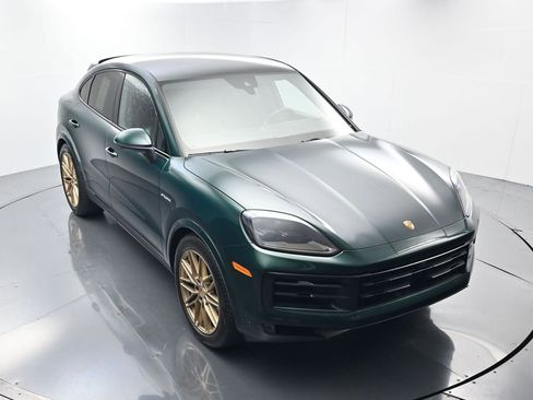 Certified 2025 Porsche Cayenne S AWD/4WD image 45