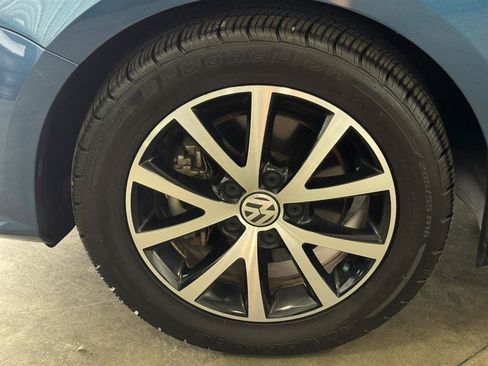 Used 2017 Volkswagen Jetta SE FWD image 29