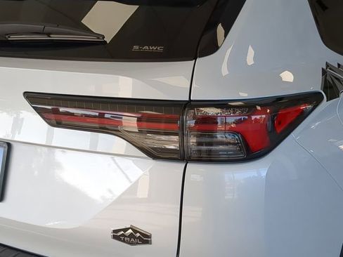 New 2025 Mitsubishi Outlander Trail Edition image 11
