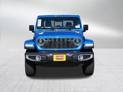 New 2026 Jeep Gladiator Sport AWD/4WD image 2