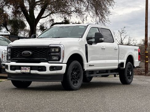 New 2026 Ford F250 Lariat w/ Black Appearance Package image 7
