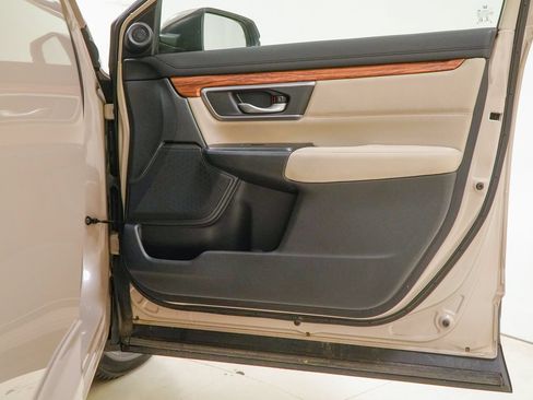 Used 2017 Honda CR-V EX image 33