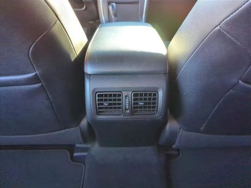 Used 2017 Toyota Camry XSE image 22