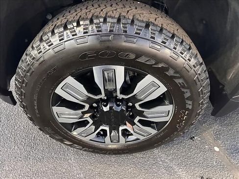 New 2026 GMC Sierra 3500 Denali w/ Denali Reserve Package image 14