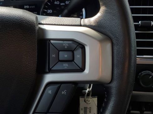 Certified 2017 Ford F250 Lariat w/ Chrome Package image 17