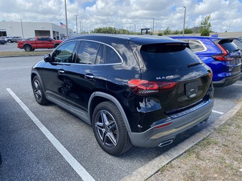 Used 2022 Mercedes-Benz GLA 250 4MATIC image 10