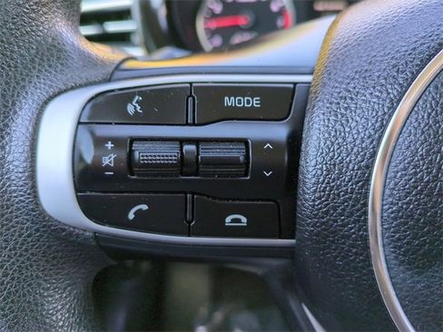 Used 2023 Kia K5 LXS image 22