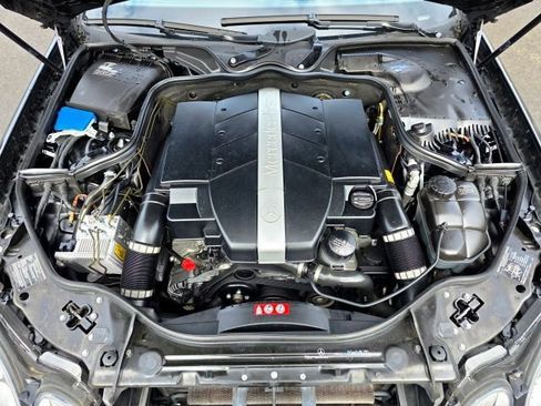 Used 2005 Mercedes-Benz E 320 4MATIC Sedan image 36