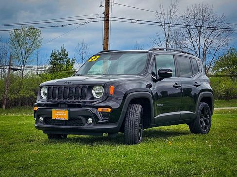 Used 2022 Jeep Renegade Altitude w/ Convenience Group AWD/4WD image 7