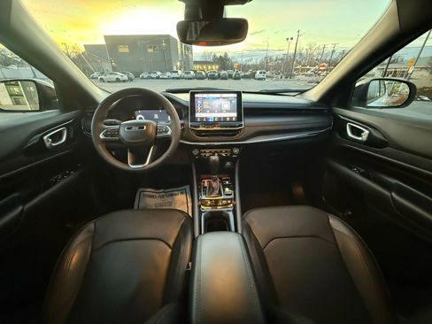 Used 2023 Jeep Compass Trailhawk w/ Trailhawk Elite Group image 14