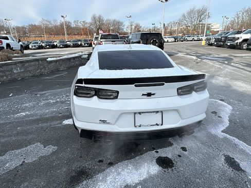 Certified 2019 Chevrolet Camaro SS image 6