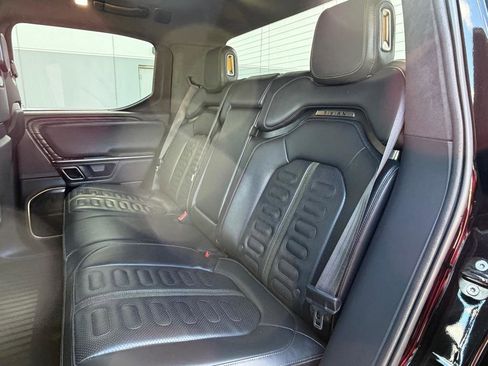 Used 2022 Rivian R1T Adventure image 31