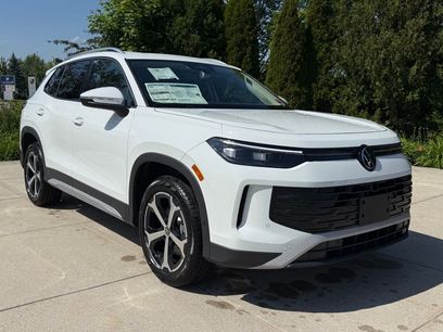 New 2026 Volkswagen Tiguan SE