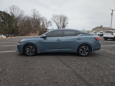 Used 2025 Nissan Sentra SV image 8