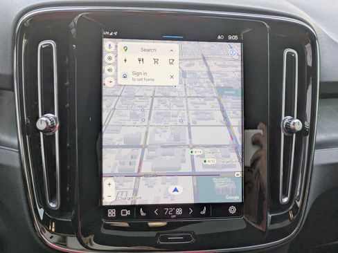 Certified 2023 Volvo C40 Recharge Core image 21