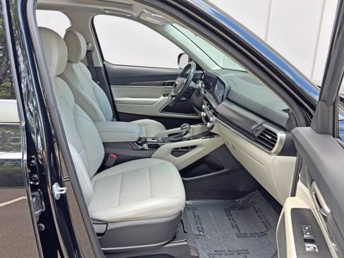 Used 2024 Kia Telluride S w/ S Sunroof Package FWD image 15