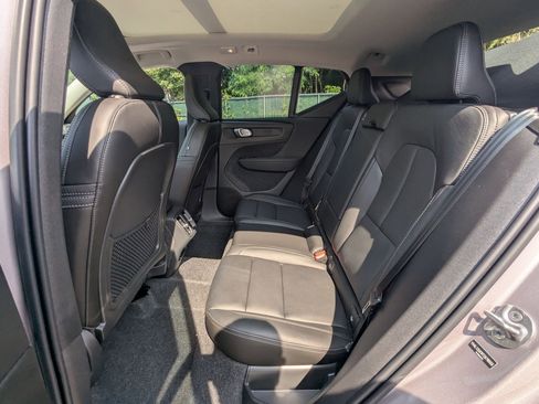 New 2026 Volvo XC40 B5 Plus w/ Climate Package image 20