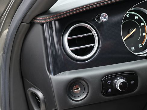Used 2017 Bentley Flying Spur S W12 AWD/4WD image 25
