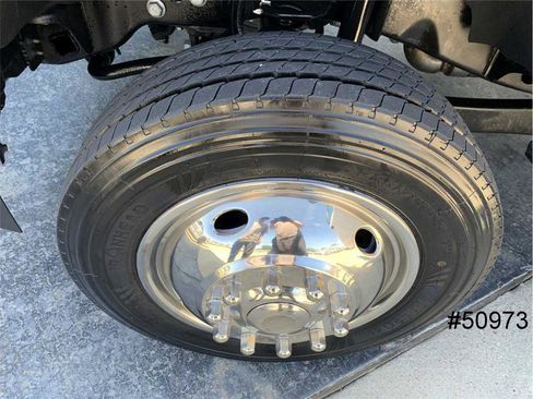 Used 2021 Ford F550 2WD Regular Cab Super Duty image 19