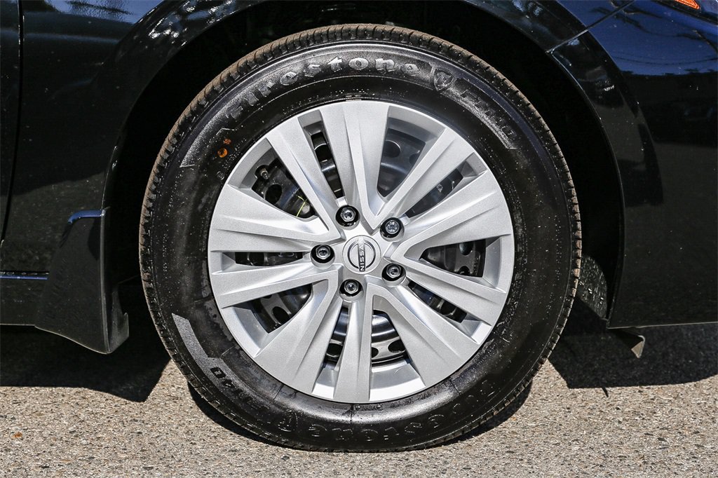 Used 2025 Nissan Sentra S FWD image 10