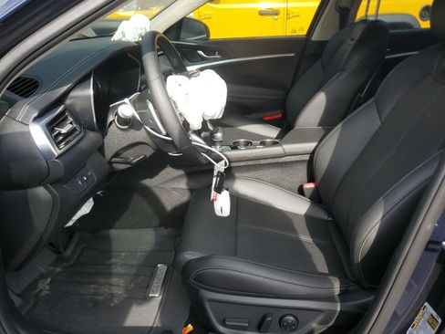 Used 2026 Genesis G70 2.5T AWD/4WD image 5